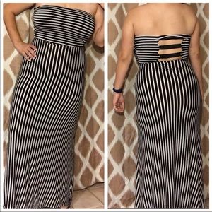 Black and White Stripes Strapless Maxi Dress